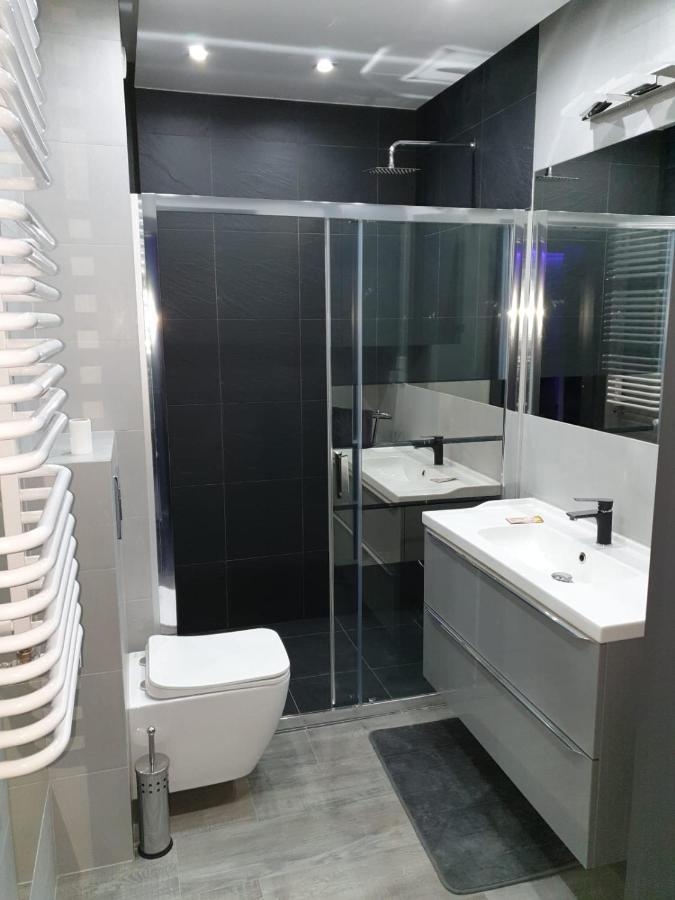 Apartament Skarbowa 1& Parking Leszno  Exterior photo