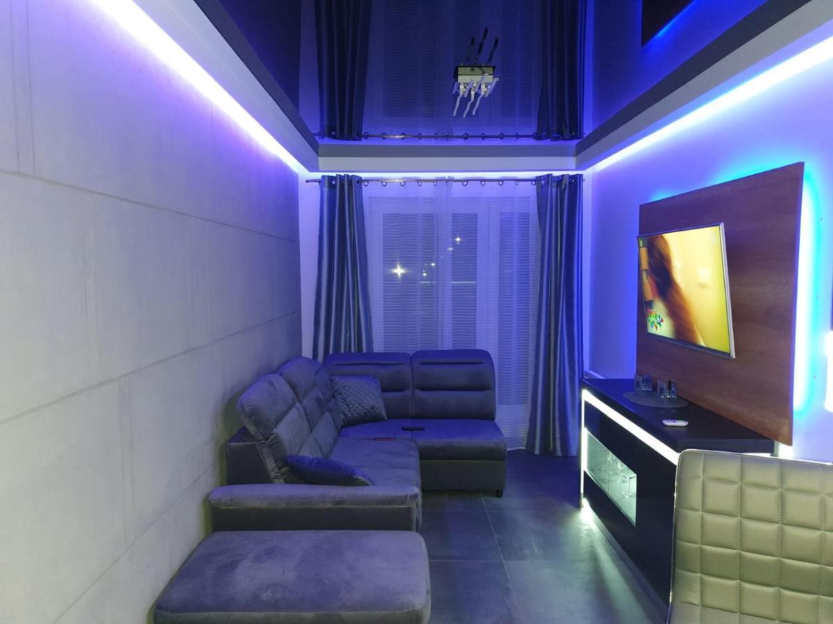 Apartament Skarbowa 1& Parking Leszno  Exterior photo
