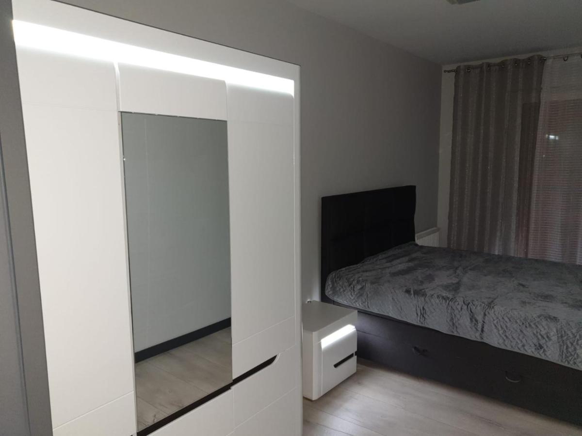 Apartament Skarbowa 1& Parking Leszno  Exterior photo